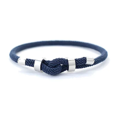 Bracciale Portafortuna con Nodo Rosso e Acciaio Inox