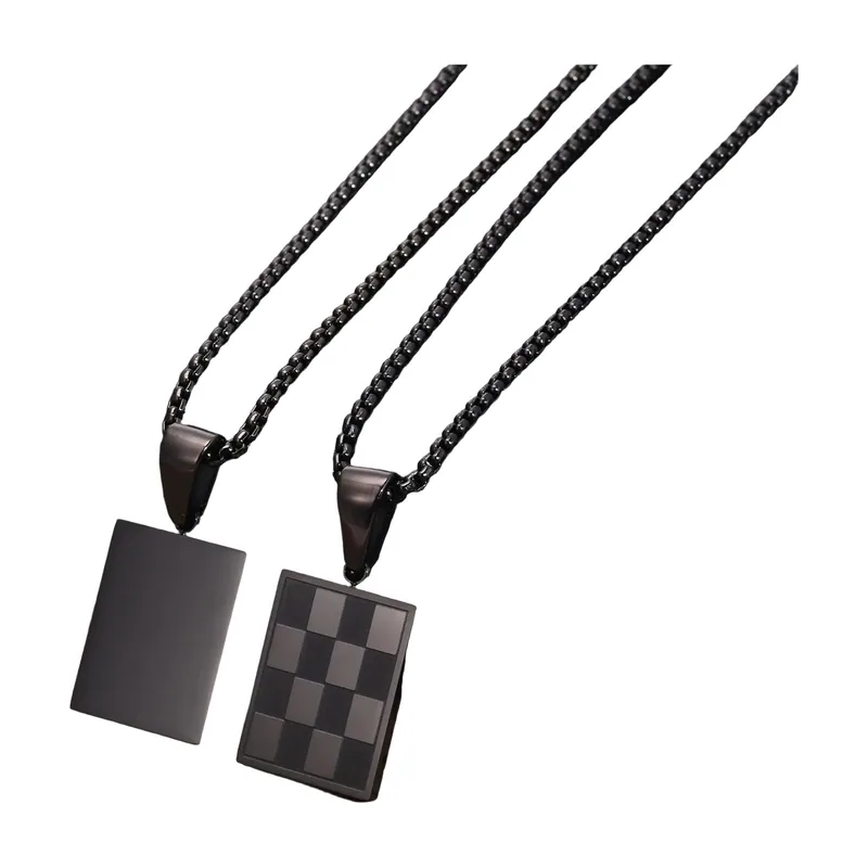 Quadratischer Checkerboard-Anhänger mit Kugelkette, Edelstahl