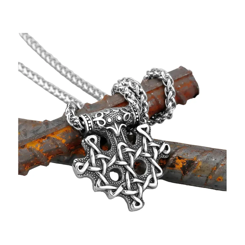 Keltischer Knoten Anhänger mit Kette, Edelstahl 316L