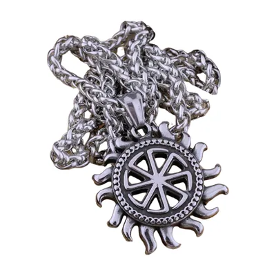 Pendentif Roue Solaire Slave avec Chaîne, Acier Inoxydable