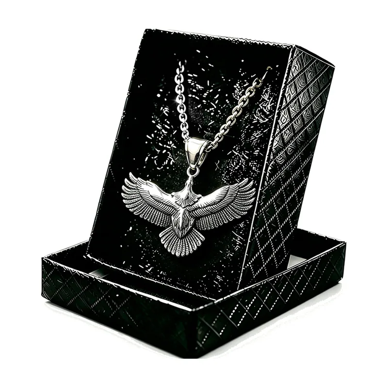Collier avec Pendentif Aigle et Ailes Détaillées, Acier Inoxydable