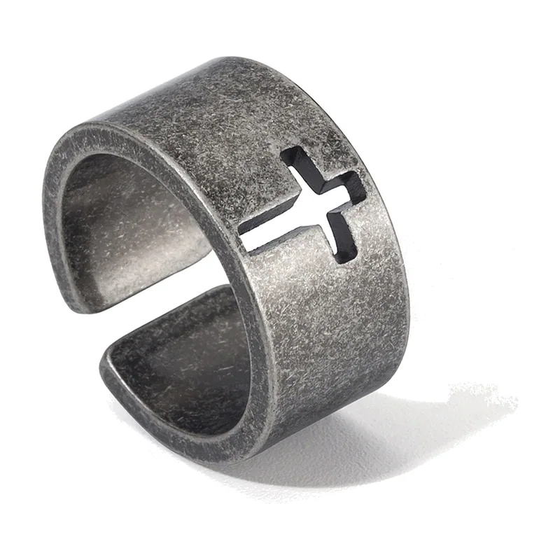 Kreuz Ring mit Antik-Finish aus Edelstahl