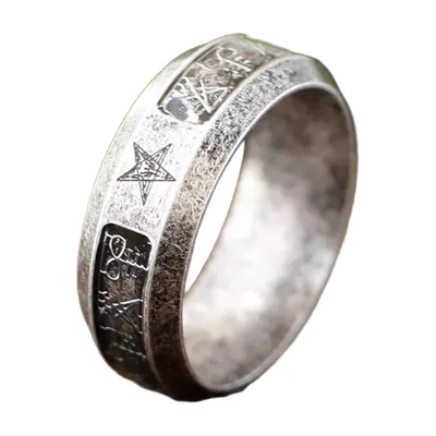 Gotischer Ring mit Pentagramm und Anubis, Edelstahl