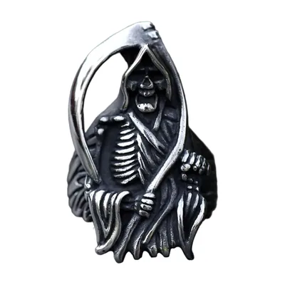 Anillo de la Parca con Detalle de Guadaña, Acero Inoxidable