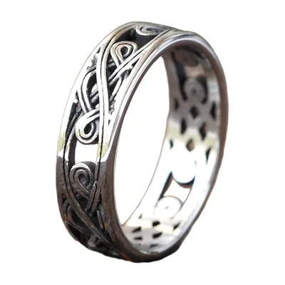 Anillo de Nudo Celta con Diseño Calado, Acero Inoxidable