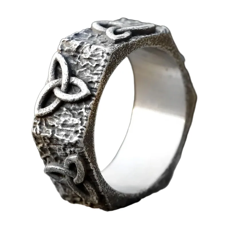Keltischer Knoten Ring mit Triquetra-Motiv, Edelstahl