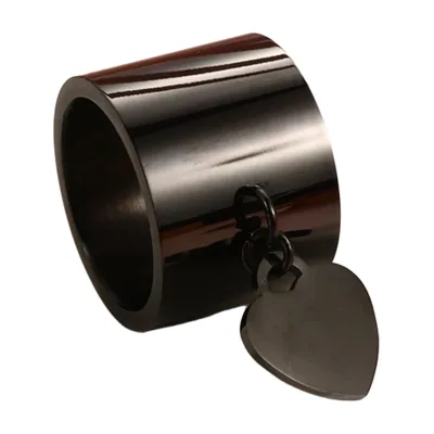 Anello a Fascia Nero con Ciondolo Cuore, Acciaio Inossidabile