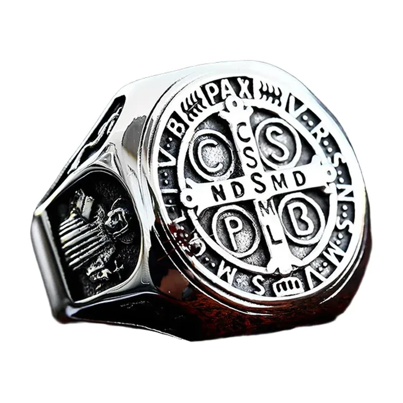 Chevalière carrée avec motif de croix religieuse, acier inoxydable