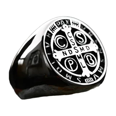 Anillo Sello con Cruz e Inscripciones Latinas, Acero Inoxidable