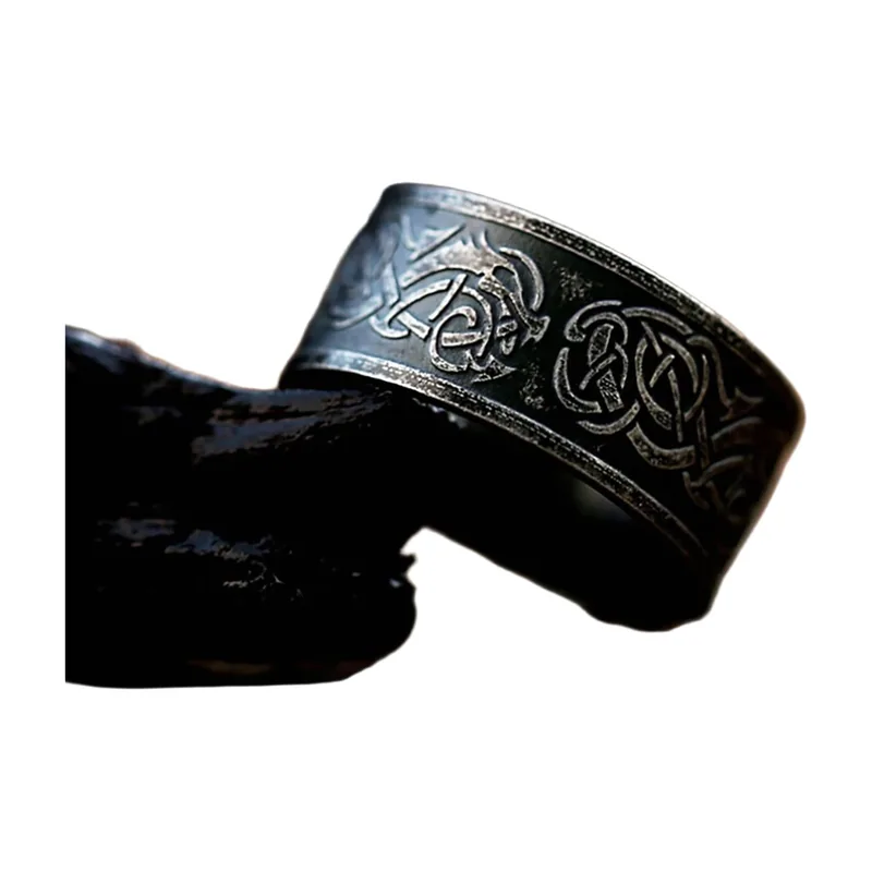 Keltischer Knoten Ring mit Drachen-Motiv, Edelstahl