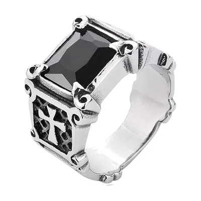 Anillo Sello Cuadrado con Piedra Negra y Motivo de Cruz, Acero Inoxidable