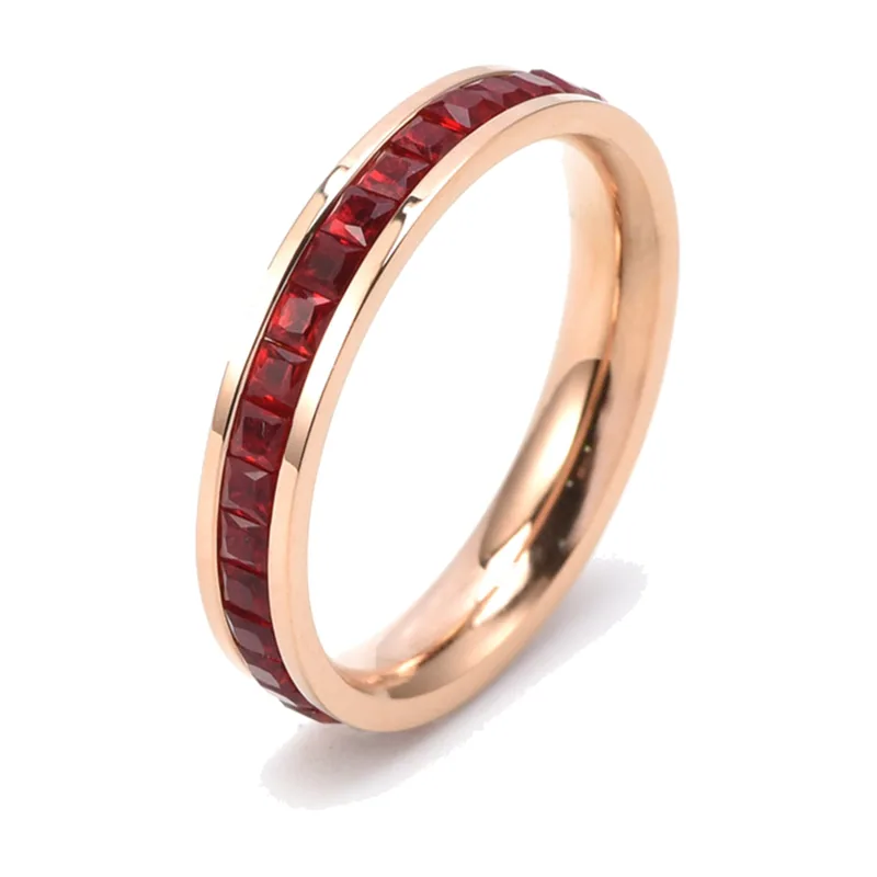 Anillo Banda con Circonitas Rojas, Acero Inoxidable Pulido