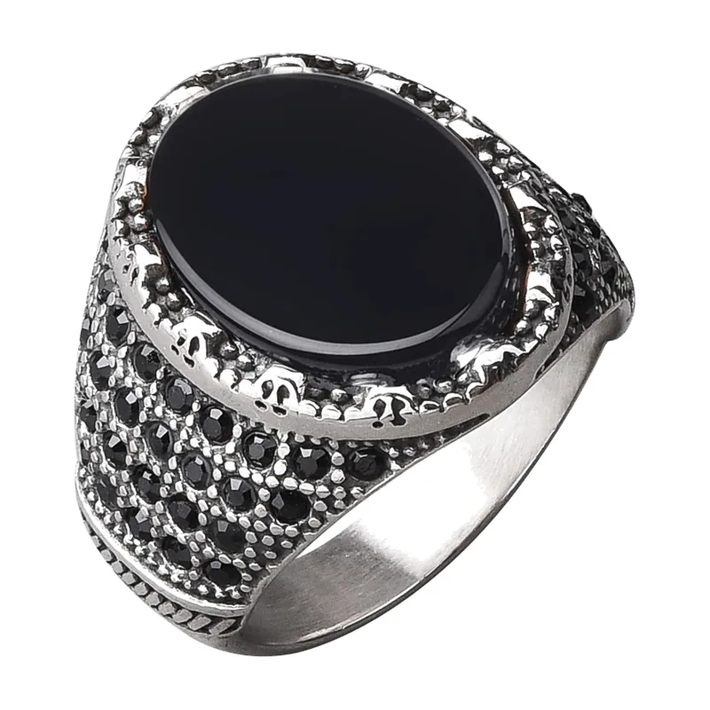 Anello Sigillo Ovale con Onice e Zirconia Nere, Acciaio Inossidabile