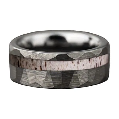 Bague martelée avec incrustation en bois de Koa, Acier Inoxydable