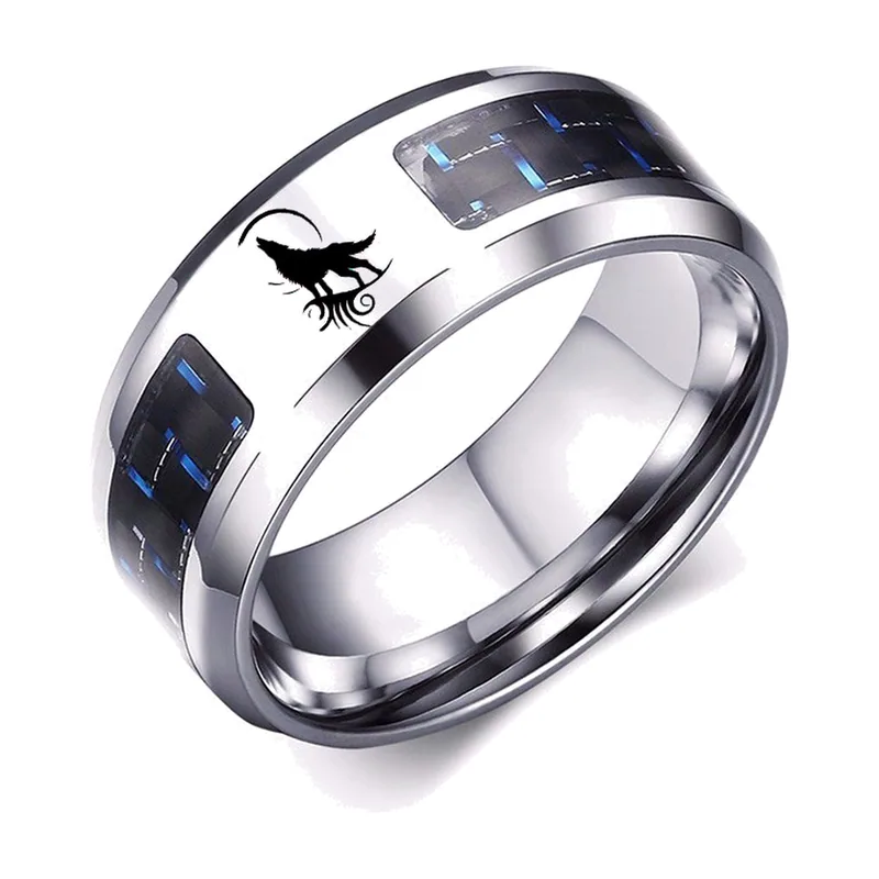 Wolf Gravierter Ring mit blauem Carbon, Edelstahl
