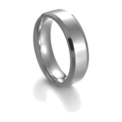 Anillo de banda con bordes biselados, acero inoxidable pulido